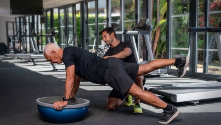 What Is a Personal Trainer?